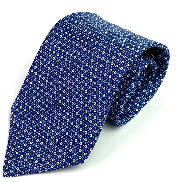Christian Dior Tie, 100% Silk Blue & White 7-fold Tie, Hand Made in France, New - Picture 1 of 14